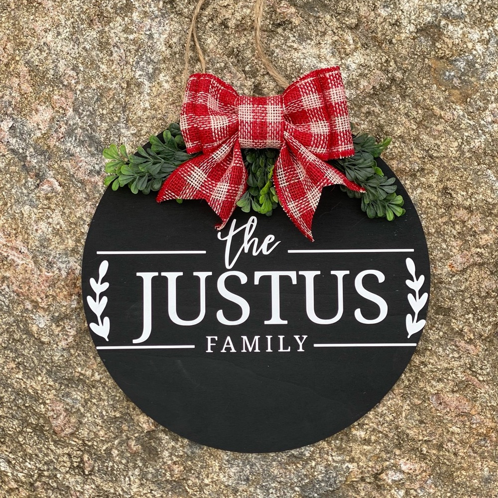 Custom Family Name Door Hanger